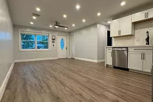 9422 SW 51st St, Fort Lauderdale, FL 33328 - Photo 2