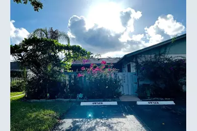 8090  Ambach Way, Unit #13-B, Hypoluxo, FL 33462 - Photo 2