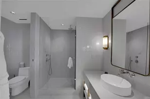 525 N Fort Lauderdale Beach Blvd, Fort Lauderdale, FL 33304 - Photo 18