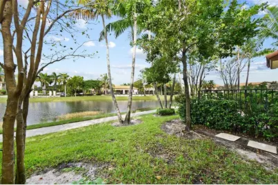 4033  Devenshire Ct, Coconut Creek, FL 33073 - Photo 12