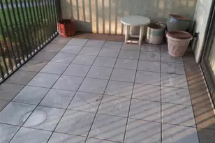 2112 S Cypress Bend Dr, Pompano Beach, FL 33069 - Photo 8