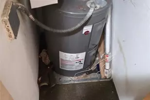 2112 S Cypress Bend Dr, Pompano Beach, FL 33069 - Photo 6