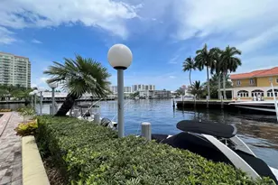 2900 NE 30th St, Fort Lauderdale, FL 33306 - Photo 10