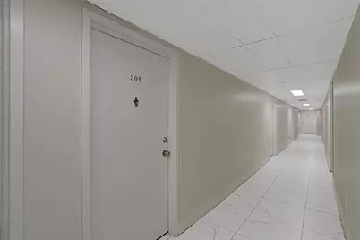 200  178th Dr, Unit #309, Sunny Isles Beach, FL 33160 - Photo 30