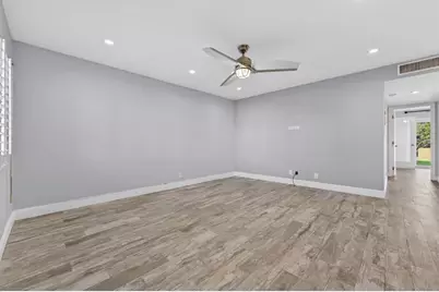 2860 NE 14th Street Cswy, Unit #106D, Pompano Beach, FL 33062 - Photo 12