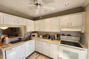 4191 NW 41st St, Lauderdale Lakes, FL 33319 - Photo 12