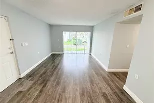 1167 N Benoist Farms Rd Unit, West Palm Beach, FL 33411 - Photo 2