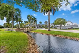 7301 Amberly Ln, Delray Beach, FL 33446 - Photo 16