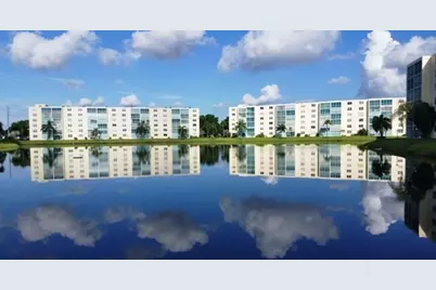 121 SE 3rd Avenue, Unit #106, Dania Beach, FL 33004 - Photo 2