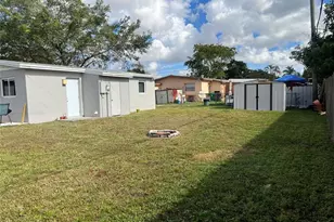 5720 SW 37 Ct, Davie, FL 33314 - Photo 18