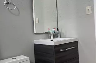 5720 SW 37 Ct, Davie, FL 33314 - Photo 10