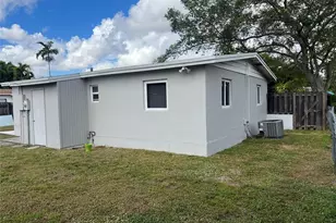 5720 SW 37 Ct, Davie, FL 33314 - Photo 20