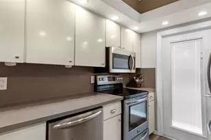 1100 SW 12th St Unit, Fort Lauderdale, FL 33315 - Photo 10