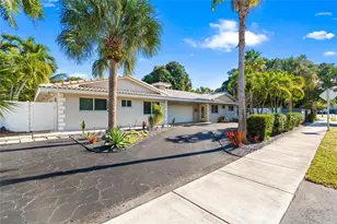 2616 Middle River Dr, Fort Lauderdale, FL 33306 - Photo 36