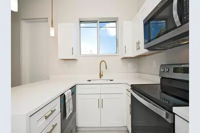 560 NW 12th St, Fort Lauderdale, FL 33311 - Photo 10