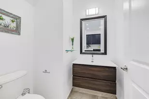 22954 Clear Echo Dr, Boca Raton, FL 33433 - Photo 12