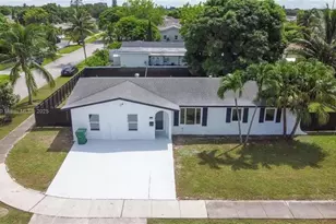 11872 SW 196th Terrace, Miami, FL 33177 - Photo 1