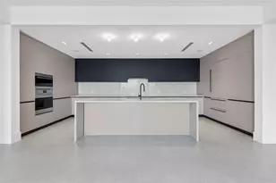 160 Isle of Venice Dr, Fort Lauderdale, FL 33301 - Photo 12