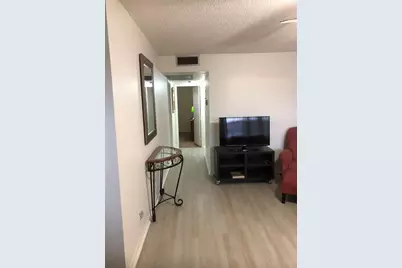 850 SW 133, Unit #B406, Pembroke Pines, FL 33027 - Photo 2