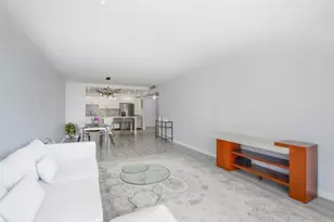 19380 Collins Ave, Sunny Isles Beach, FL 33160 - Photo 10