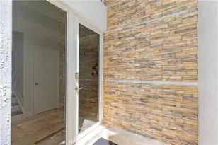 302 NE 8th Ave, Fort Lauderdale, FL 33301 - Photo 4