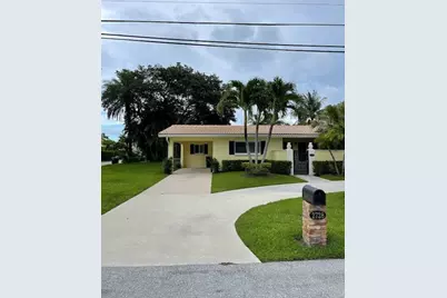 2728 NE 27th Ave, Lighthouse Point, FL 33064 - Photo 2