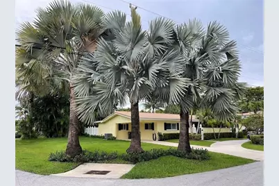 2728 NE 27th Ave, Lighthouse Point, FL 33064 - Photo 1