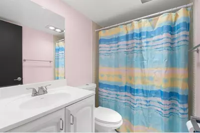 500  Oaks Ln, Unit #110, Pompano Beach, FL 33069 - Photo 18