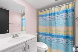 500 Oaks Ln, Pompano Beach, FL 33069 - Photo 18