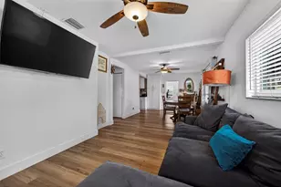 270 NE 42nd Ct, Oakland Park, FL 33334 - Photo 16