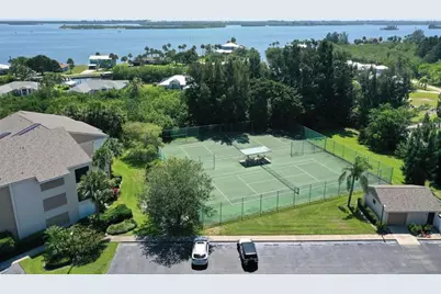 6175 S Mirror Lake Dr, Unit #301, Sebastian, FL 32958 - Photo 18