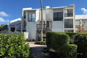 2302 Bridgewood Dr, Boca Raton, FL 33434 - Photo 1