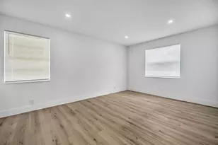 1015 NE 17th Ave, Fort Lauderdale, FL 33304 - Photo 8