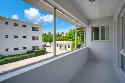 9930  Collins Ave, Unit #14, Bal Harbour, FL 33154 - Photo 18