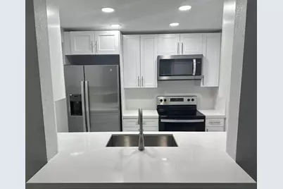 9430  Boca Cove Cir, Unit #203, Boca Raton, FL 33428 - Photo 4