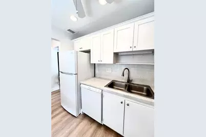 1201 SE 2nd Ct, Unit #103, Fort Lauderdale, FL 33301 - Photo 2