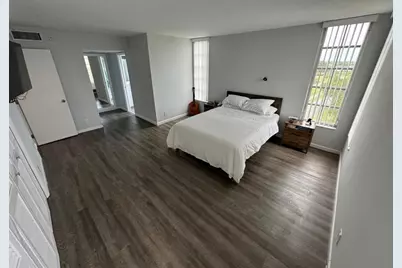 3090 N Course Dr, Unit #601, Pompano Beach, FL 33069 - Photo 8