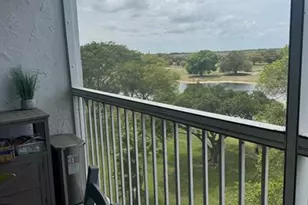 3090 N Course Dr, Pompano Beach, FL 33069 - Photo 18