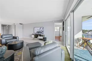 1332 Bayview Dr, Fort Lauderdale, FL 33304 - Photo 10