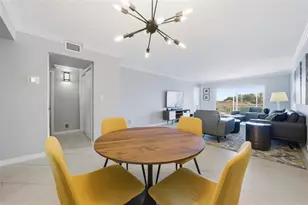 1332 Bayview Dr, Fort Lauderdale, FL 33304 - Photo 8