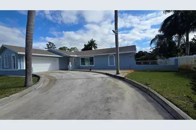 2080  Monica Dr, West Palm Beach, FL 33415 - Photo 6