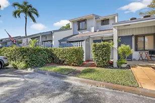 1642 N 15th Terrace, Hollywood, FL 33020 - Photo 2