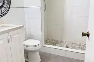 10843 NW 8th St, Pembroke Pines, FL 33026 - Photo 18