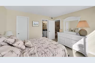 531 N Ocean Blvd, Unit #410, Pompano Beach, FL 33062 - Photo 14