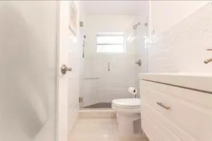 1311 Monroe St, Hollywood, FL 33019 - Photo 12