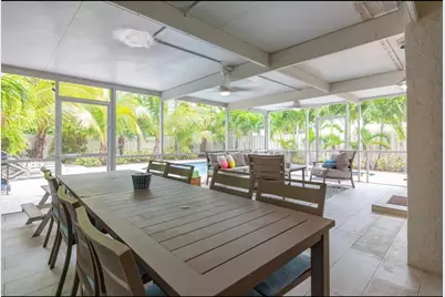 1311  Monroe St, Hollywood, FL 33019 - Photo 8