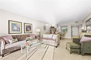 800 SW 125th Way, Pembroke Pines, FL 33027 - Photo 16