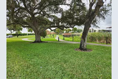 112  Lake Emerald Dr, Unit #208, Oakland Park, FL 33309 - Photo 18