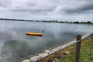 112 Lake Emerald Dr, Oakland Park, FL 33309 - Photo 16