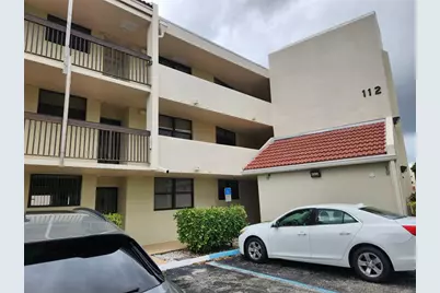 112  Lake Emerald Dr, Unit #208, Oakland Park, FL 33309 - Photo 2